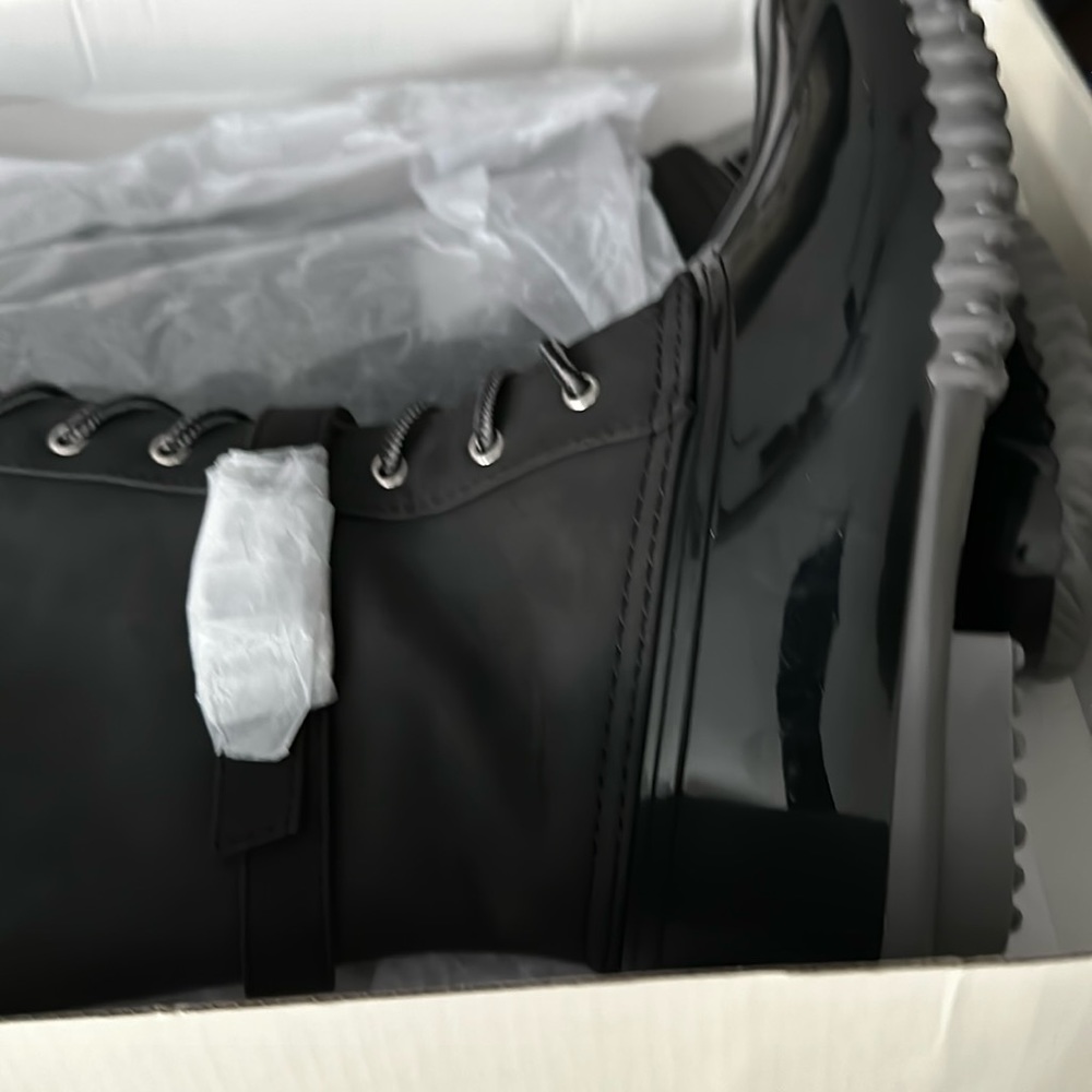 Torrid long duck boots Size 7.